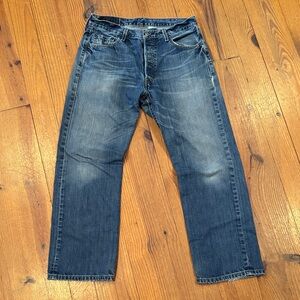 Levi's Men's 501 button fly Straight Fit Jeans in Faded Blue